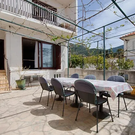 Nonna Vera's House Apartman Komiža