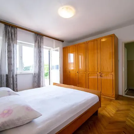 Nonna Vera's House Apartman Komiža
